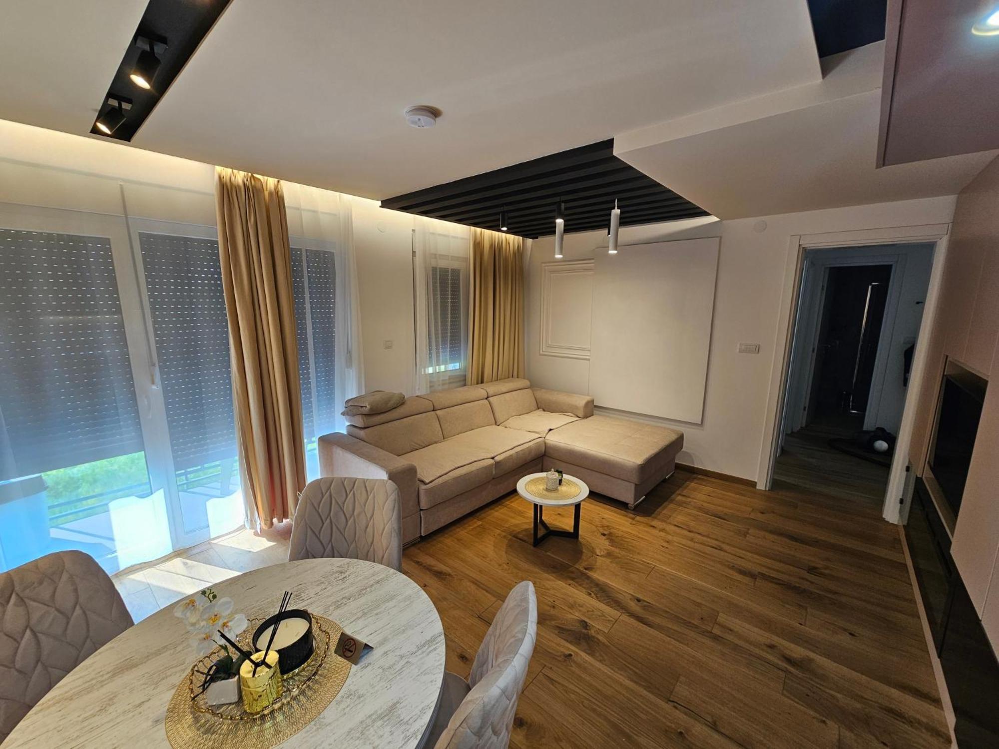 Premium Eleni Rooms,oaza Mira I Tisine U Centru Vrnjacke Banje Apartment